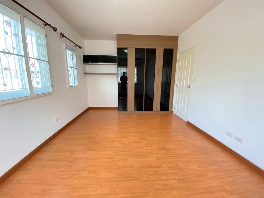 บ้านภัสสร 12 คลอง 3 เนื้อที่ 50.2 ตรว. รีโนเวททั้งหลัง 12