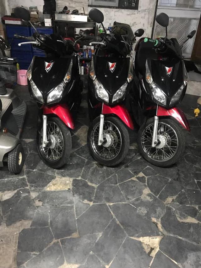 ฮอนด้า คลิก110i หัวฉีดประหยัดน้ำมันปี52 อยู่บางบัวทอง นนทบุรี 1