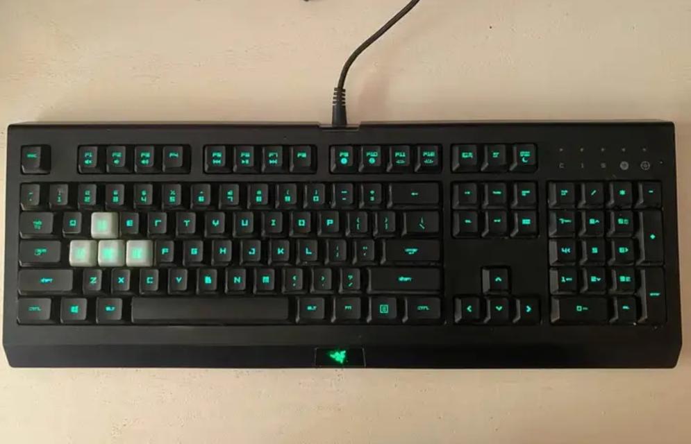 คีย์บอร์ด Razer Cynosa Pro Membrane Gaming 2