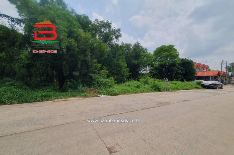 ที่ดินเปล่า หมู่บ้าน ฟีนิกซ์ ปาร์ค ซอยไอยรา 28 เนื้อที่ 249 ตรว. ถนนไอยรา ตำบลคลองสอง อำเภอคลองหลวง จังหวัดปทุมธานี 3