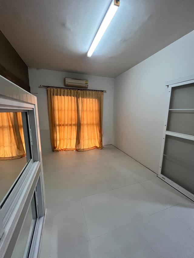 บ้านเดี่ยว 2 ชั้น หมู่บ้านภัสสร 12 รังสิต คลอง 3 ถนนโยธาธิการคูคต-คลองหลวง 19