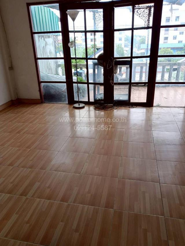 ทาวน์เฮ้าส์ 3 ชั้น ซอยพหลโยธิน 56 ใกล้โรงพยาบาล บี.แคร์ เมดิคอลเซ็นเตอร์ ถนนพหลโยธิน แขวงสายไหม เขตสายไหม กรุงเทพมหานคร 14