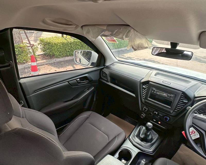 Isuzu D-max Cab 3.0 Ddi เกียร์ธรรมดา ปี 2022 รูปที่ 10
