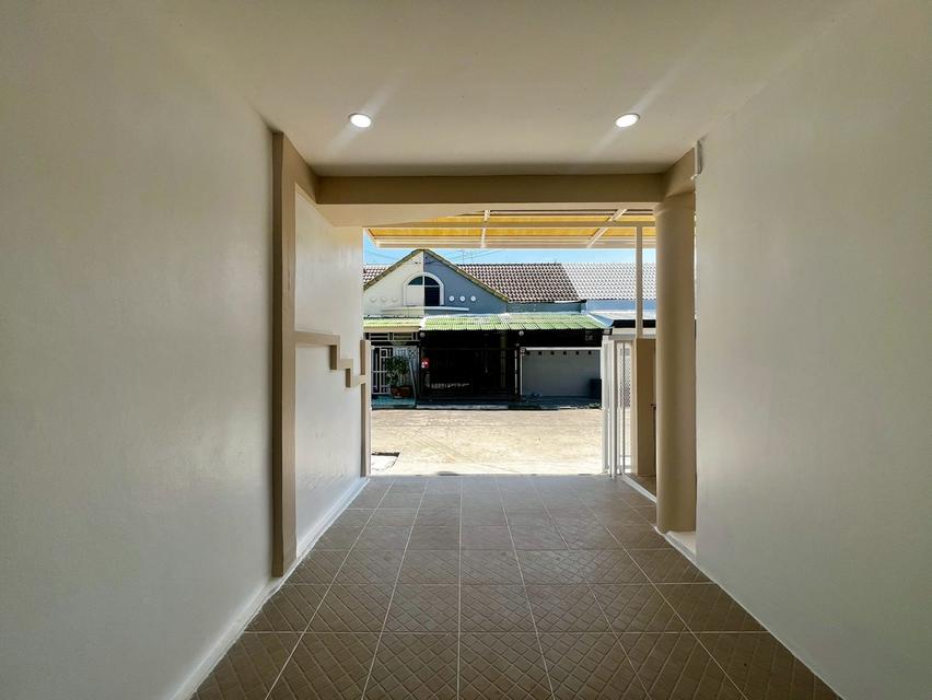 หมู่บ้านร่มเงาไม้... 2