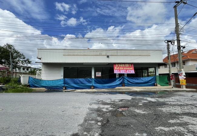 ขายและให้เช่าอาคารร้านค้า หน้าหมู่บ้านพฤกษาวิลเลจ 7 ถนนประชาอุทิศ 90 สมุทรปราการ 2