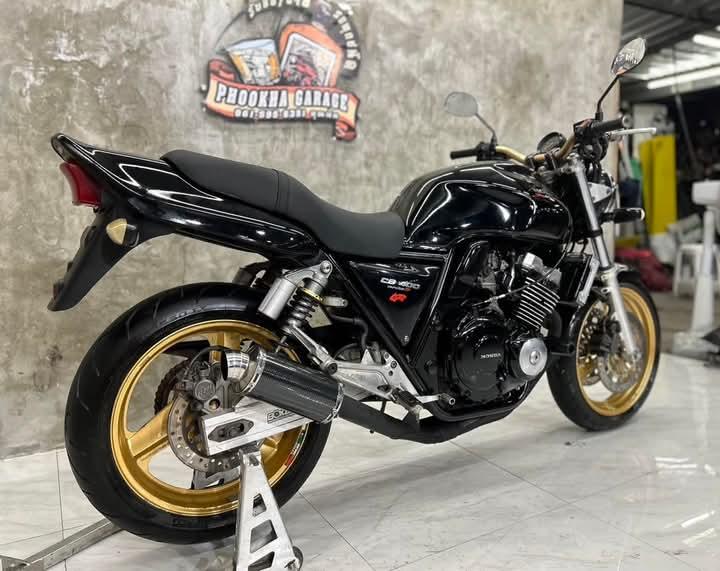 Honda CB400 VersionS 1998 9