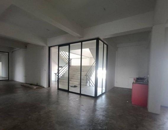 รหัสC7060 ให้เช่าอาคารพาณิชย์ 3ชั้น 5คูหา พร้อมห้องพัก 12 ห้อง ถนนนวมินทร์ ใกล้ถนนเสรีไทย ใกล้เดอะมอลล์บางกะปิ 3