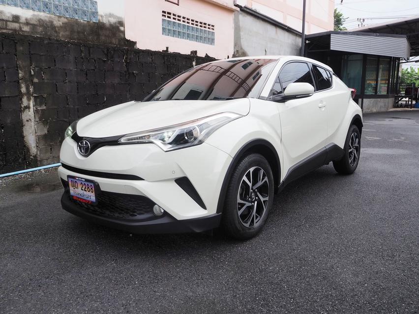 Toyota  Chr 1.8 Mid ปี 2020