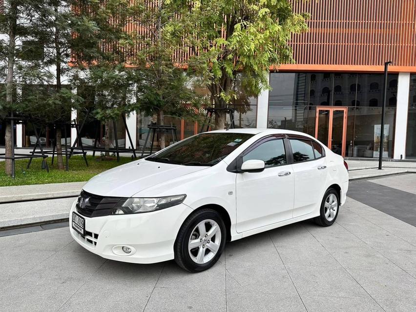 HONDA CITY 1.5 V i-VTEC ปี 2011 AT รถมือเดียวป้ายแดง 2