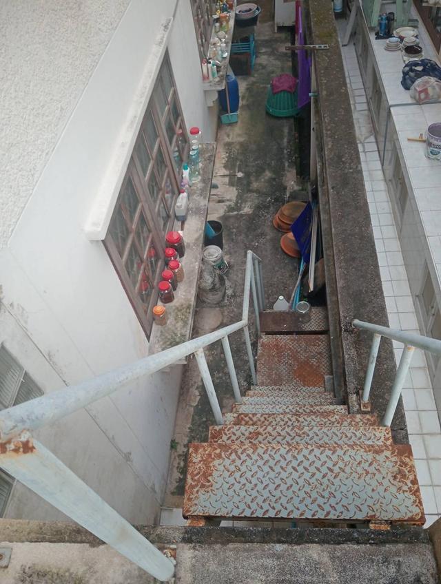 บ้านพักที่อยู่อาศัยย่านลาดพร้าว 11