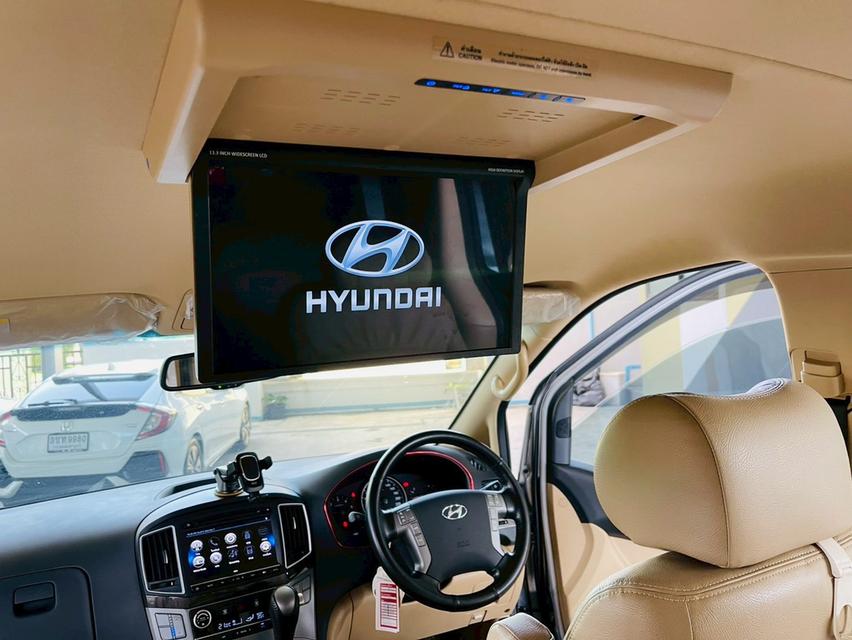 Hyundai H-1 2.5 Deluxe 2018 8