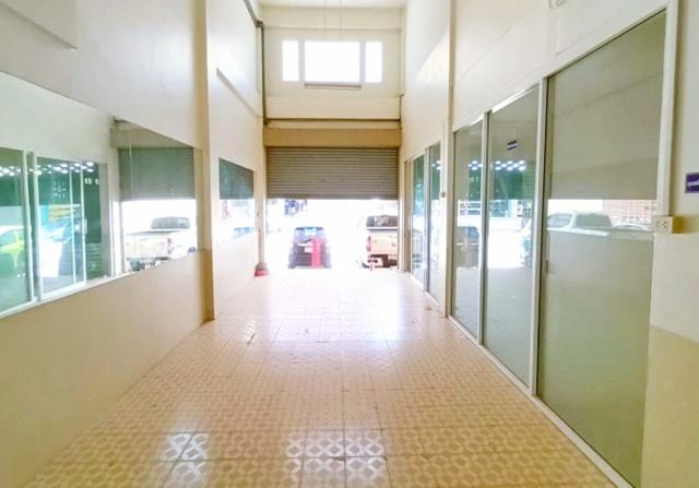 ตลาดสดไอยรา พลาซ่า 2.2กม.ให้เช่าอาคารพาณิชย์ 4.5 ชั้น 22ตร.วา. 342ตร.ม. 3นอน ใกล้แมคโครคลองหลวง