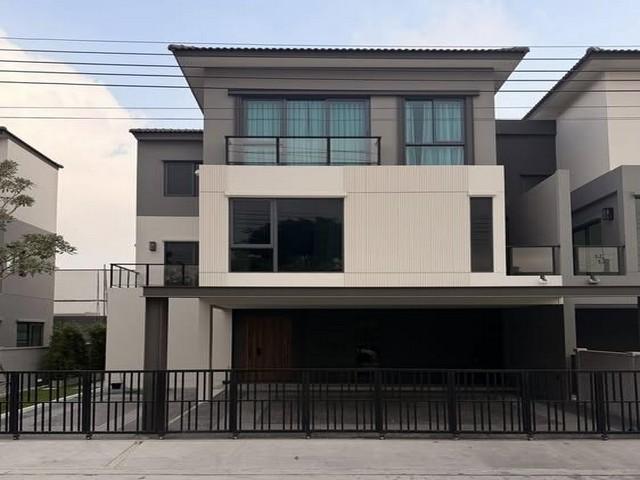 ให้เช่า บ้านเดี่ยว 3 ชั้น โซนบางนา โครงการ บ้านกลางเมือง ดิ อิดิชั่น บางนา 2 ตกแต่งสวยพร้อมเข้าอยู่ 1