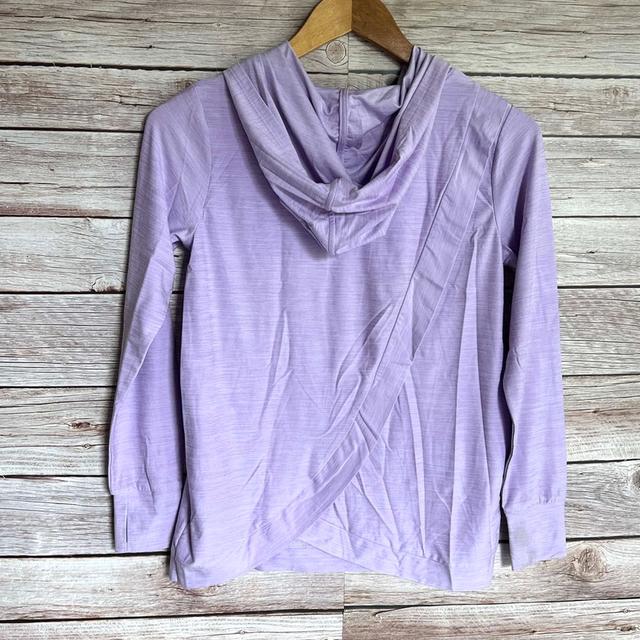 เสื้อกีฬาลำลอง มีฮู้ด รูปที่ 2