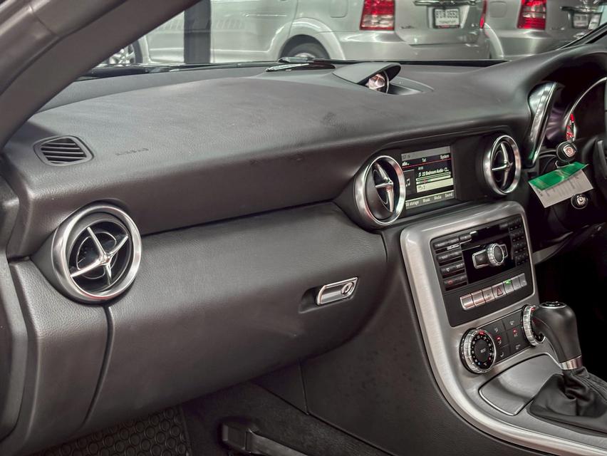 Mercedes-benz SLK200 1.8 AMG ROADSTER ปี2014 รถบ้านแท้  ออพชั่นจัดเต็ม 8