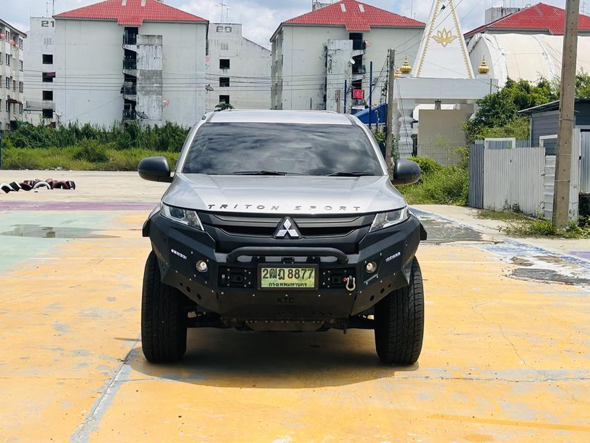 Mitsubishi triton 2.4 ออโต้โฟววิล
