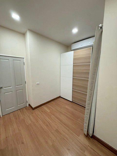 ขายทาวน์เฮ้าส์ 2 ชั้น โครงการ โกลเด้น ทาวน์ รามอินทรา-วงแหวน 11