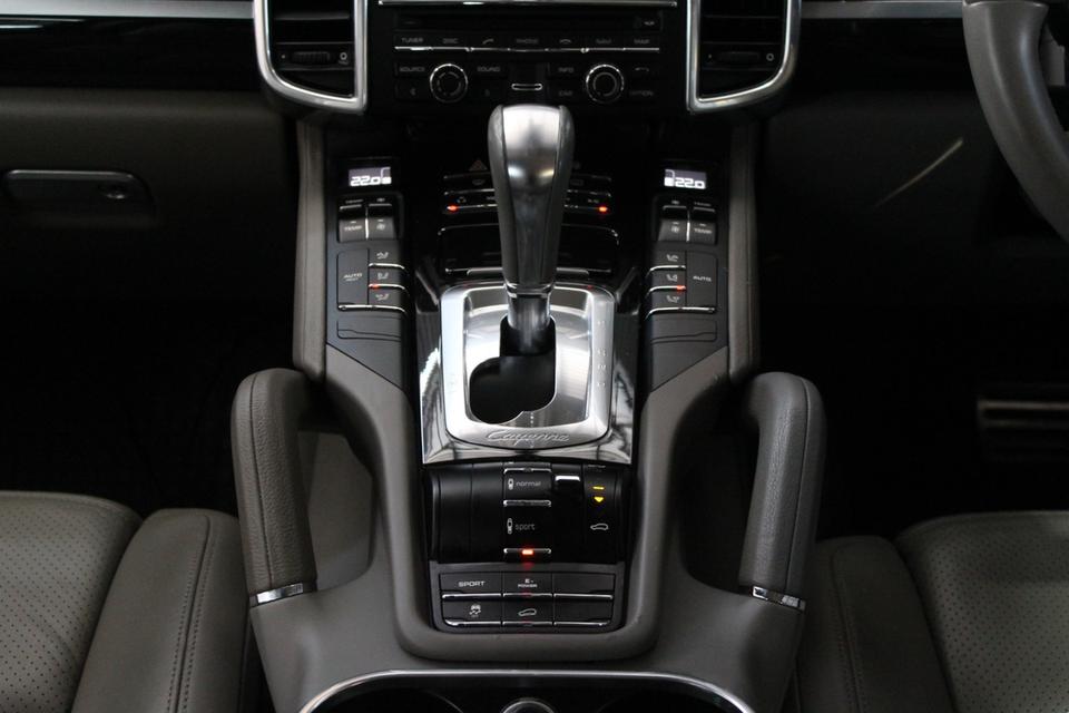 รหัสรถ JRS446 Porsche Cayenne Hybrid 2013 ราคาไม่ถึงล้านได้ไปคุ้มแน่นอน รูปที่ 13