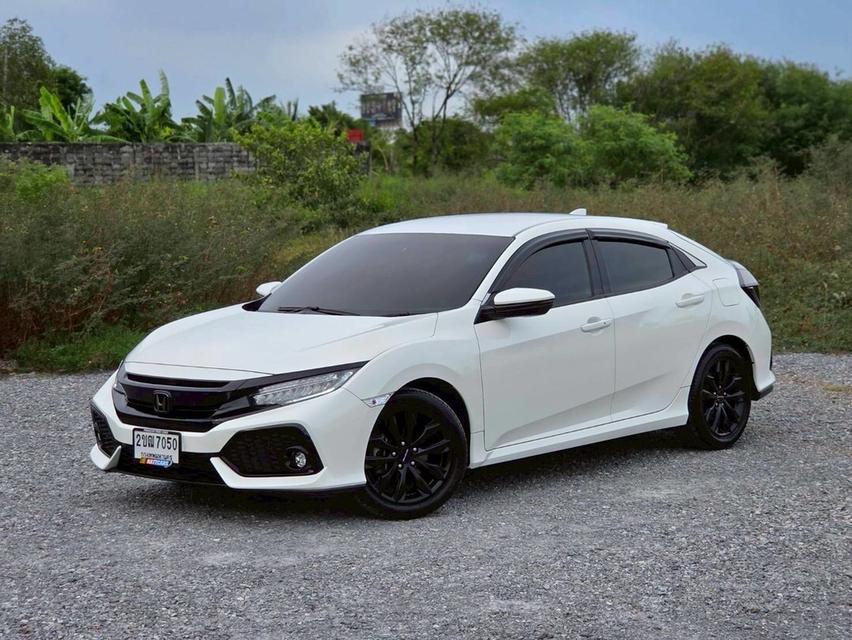 ขาย 📍 HONDA ✳️ CIVIC 1.5 TURBO HATCHBACK [FK]✡️ เบนซิน 1.5 ลิตร เกียร์อัตโนมัติ CVT 173 แรงม้า (Gen 10)✳️ ปี : 2018 2