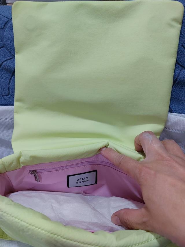 กระเป๋า Jelly Bunny สีเขียวมะนาว 2