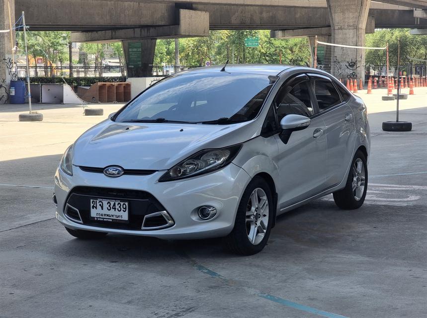 FORD Fiesta 1.6 S Sedan Auto ปี 2010 / 2012  2