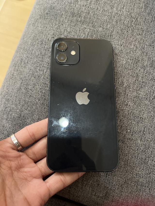iPhone 12 3