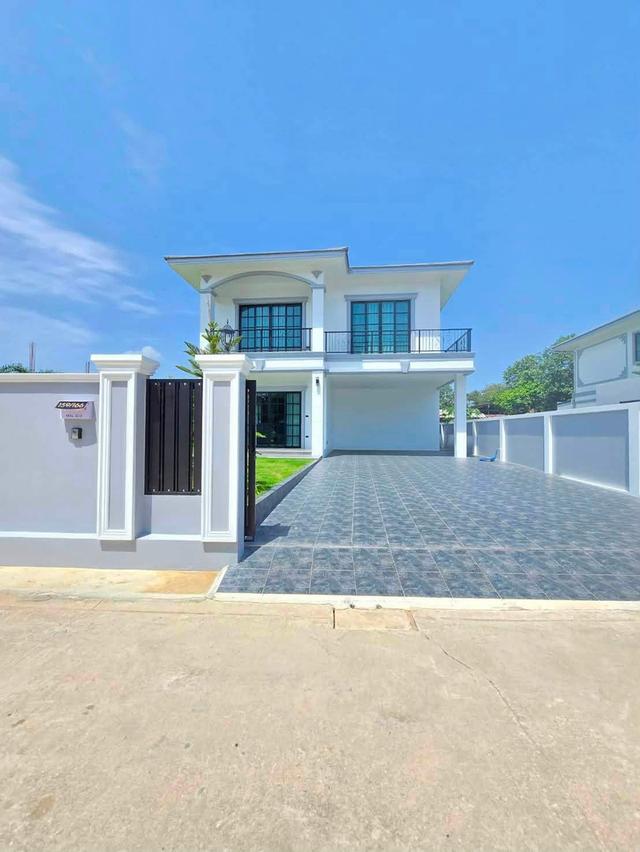 ขายบ้านเดี่ยวพูลวิลล่าสร้างใหม่ 2 ชั้น BRAND NEW LUXURY POOL VILLA พัทยา-ห้วยใหญ่ พร้อมสระว่ายน้ำส่วนตัวและเฟอร์นิเจอร์บิวท์อิน 5