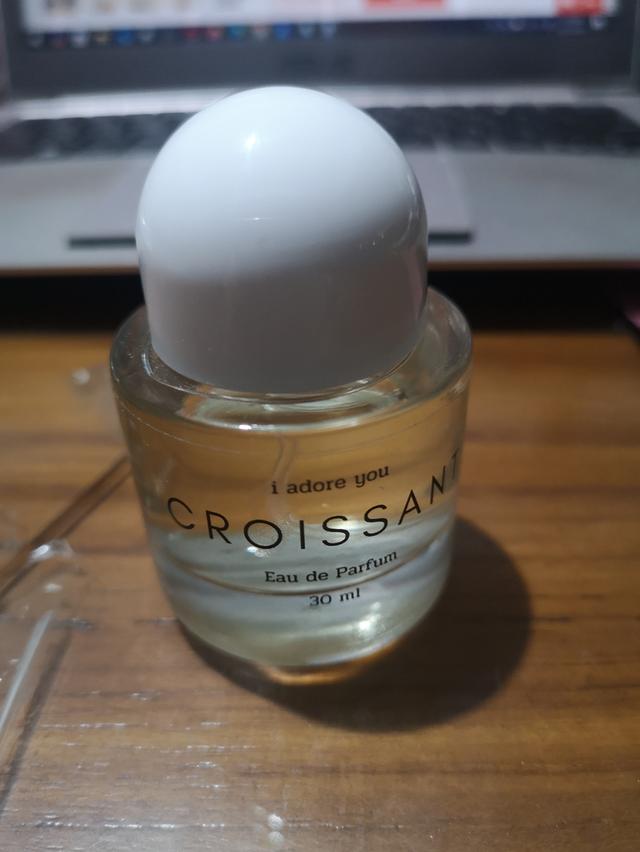 น้ําหอมอะดอร์ กลิ่นครัวซองท์ size 30 ml
