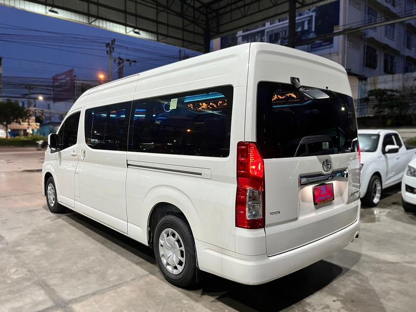 TOYOTA COMMUTER 2.8 MT ปี 2021 VIP 4