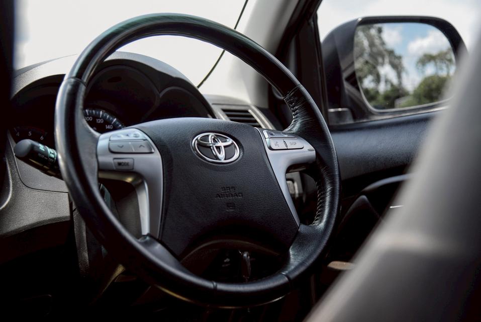 รหัสรถ CBL8671 TOYOTA FORTUNER 2.5 V AT 2014 14