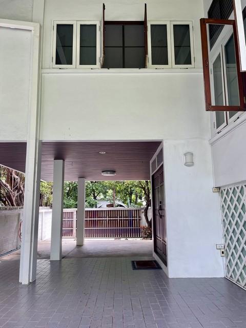 P716 ให้เช่าบ้านเดี่ยว พร้อมสวนขนาดใหญ่ ซอยร่วมฤดี ใกล้ BTS เพลินจิต เหมาะพักอาศัย และทำธุรกิจ 12