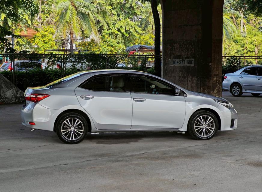 Toyota Corolla Altis 1.6 G auto ปี 2014