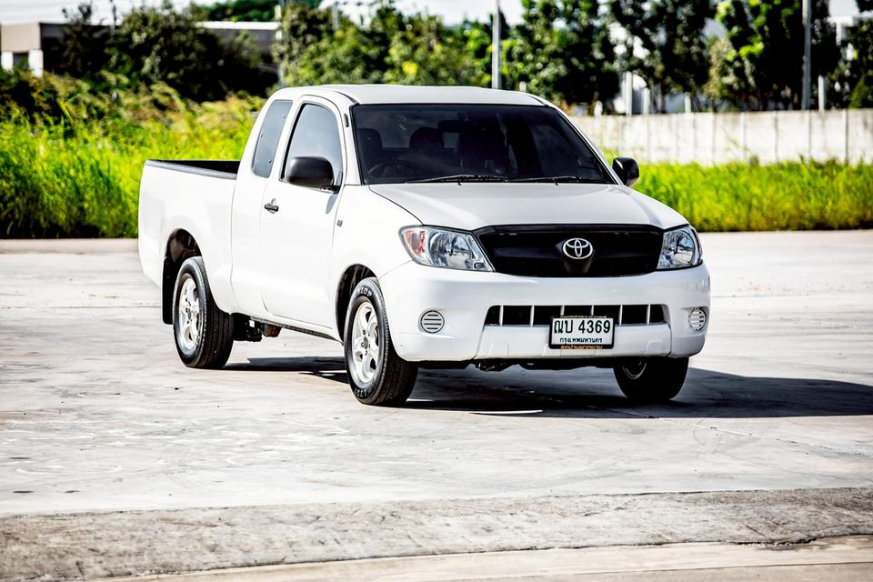 Toyota Vigo Cab 2.5 J ดีเซล ปี 2005 สีขาว มือเดียวป้ายแดง 1 ใน100 4