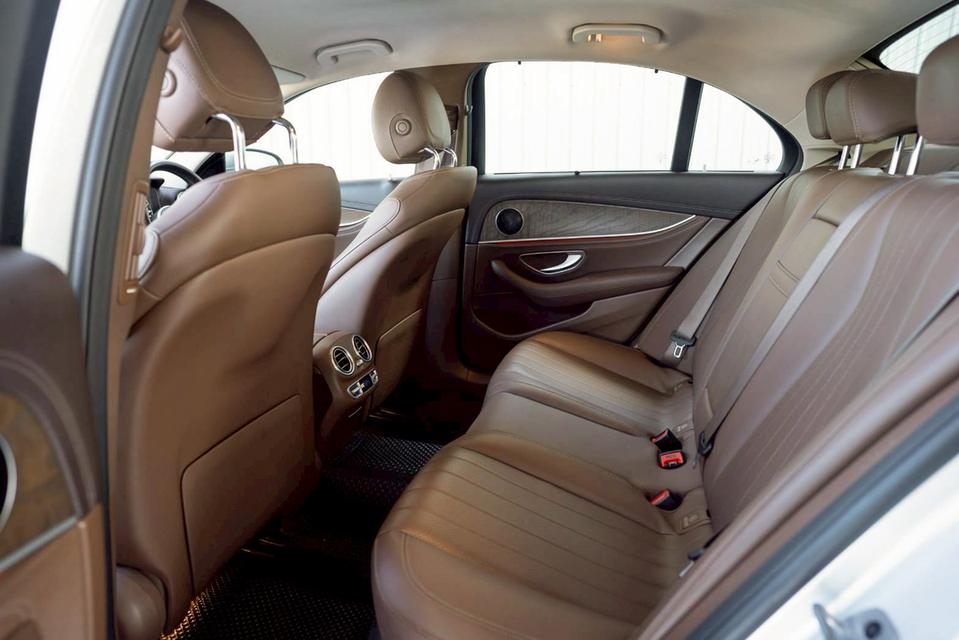 BENZ E-CLASS E300e 2.0 EXCLUSIVE ปี 2020  โฉม W213 ปี16-24 14