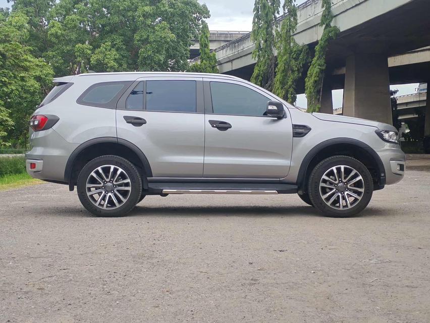 FORD EVEREST 2.0 turbo Titanium Plus Sunroof 2WD A/T 2019 20