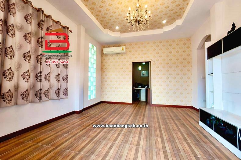 บ้านเดี่ยว เนื้อที่ 67.4 ตร.ว หมู่บ้านยาใจหนองโสน (ซอยเทศบาล 13) แยกปราณบุรี ถนนเพชรเกษม ตำบลเขาน้อย อำเภอปราณบุรี ประจวบคีรีขันธ์ 3