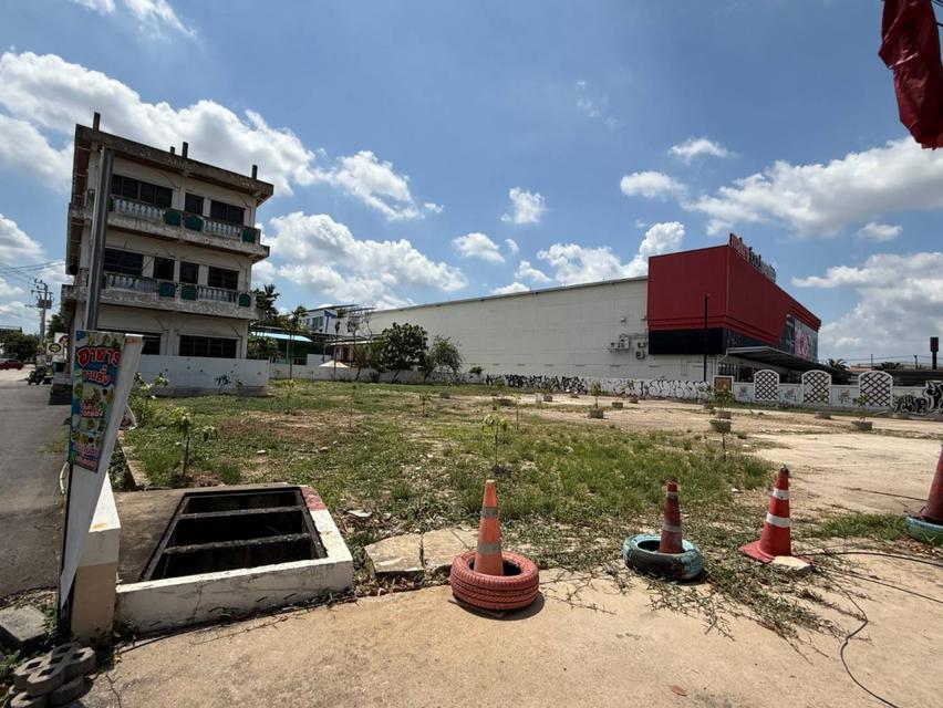 ขายที่ดิน พร้อมสิ่งปลูกสร้าง ถ.ประดิษฐ์มนูธรรม ลาดพร้าว 1 ไร่ 58 ตรว. 1
