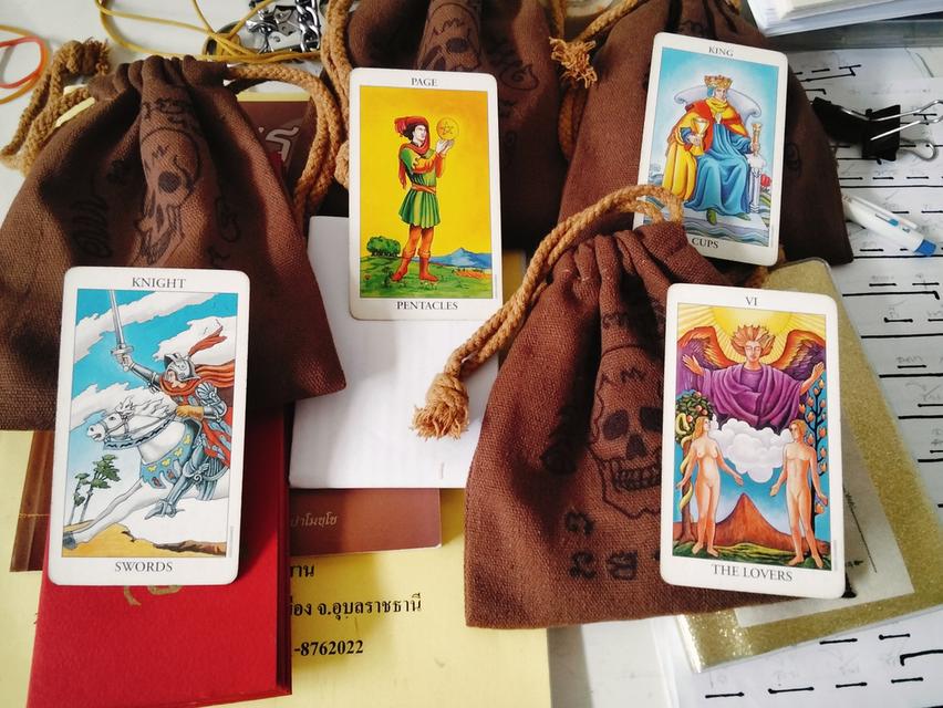 หุ่นพยนต์ดูดวง ที่เดียวในโลก รูปที่ 2