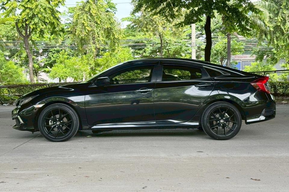 ð 2021 Honda CIVIC 1.8 E AT āļĢāļđāļāļāļĩāđ 8