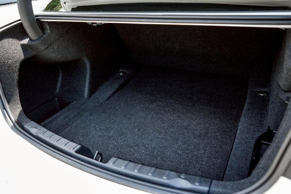 BMW 320D 2.0 Luxury F30 AT 2018ไมล์ 150,xxx km. !! 11