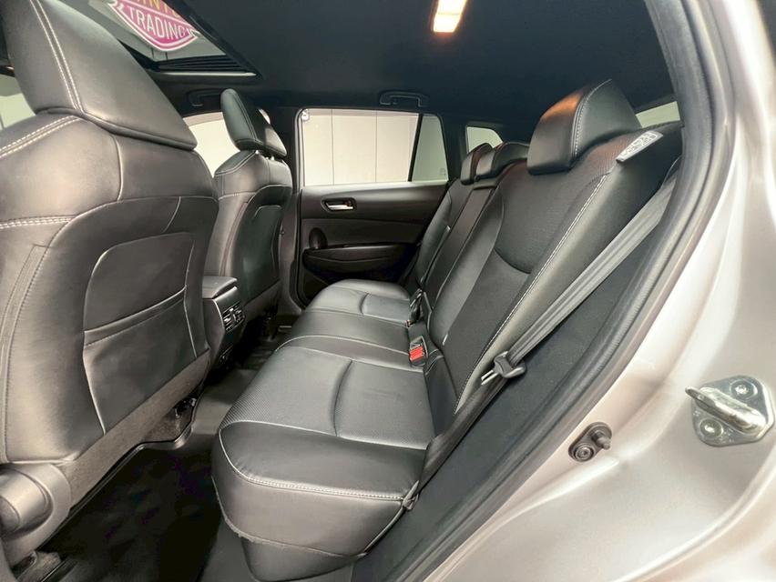 TOYOTA COROLLA CROSS 1.8 HYBRID ปี 2021 11