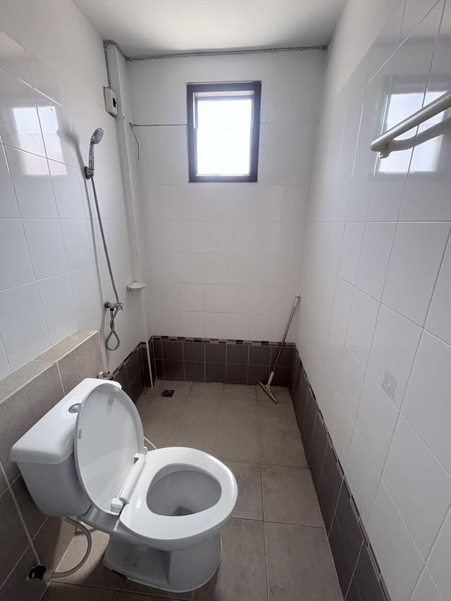 อาคารพาณิชย์ 3ชั้น 3 ห้องนอน 5