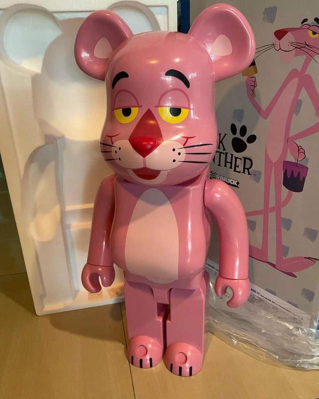 ปล่อย BearBrick Pink Panther 1