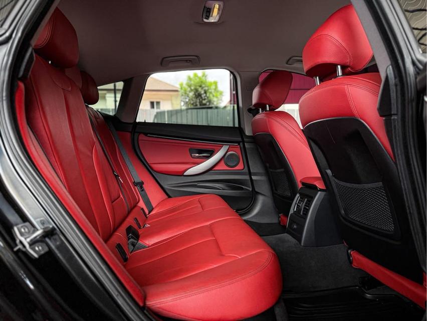 ปี 2015 BMW SERIES 3, 320d GT SPORT โฉม F34 ปี12-20 สีดำ เกียร์ออโต้ ดีเซล มือเดียวป้ายแดง 12