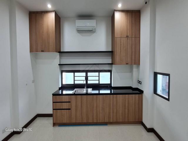 ให้เช่า บ้าน โฮมออฟฟิศหรู 3 ชั้น 730 ตรม. ใจกลางสุขุมวิท สุขุมวิท71 ซอยปรีดีพนมยงค์ 26 ใกล้ทางด่วน ใกล้ BTS พระโขนง Home office 6