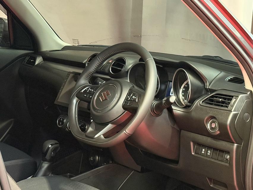 2023 SUZUKI SWIFT GLX รุ่น TOP สุด รถมือเดียวออกป้ายแดง รถวิ่งน้อย เข้าศูนย์ทุกระยะ รถไม่เคยมีอุบัติเหตุครับ รูปที่ 10