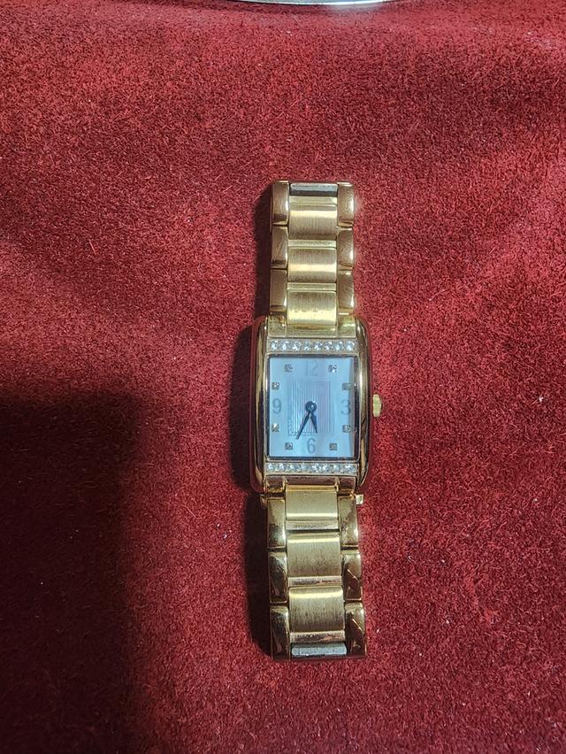 นาฬิกามือสอง coach pink gold