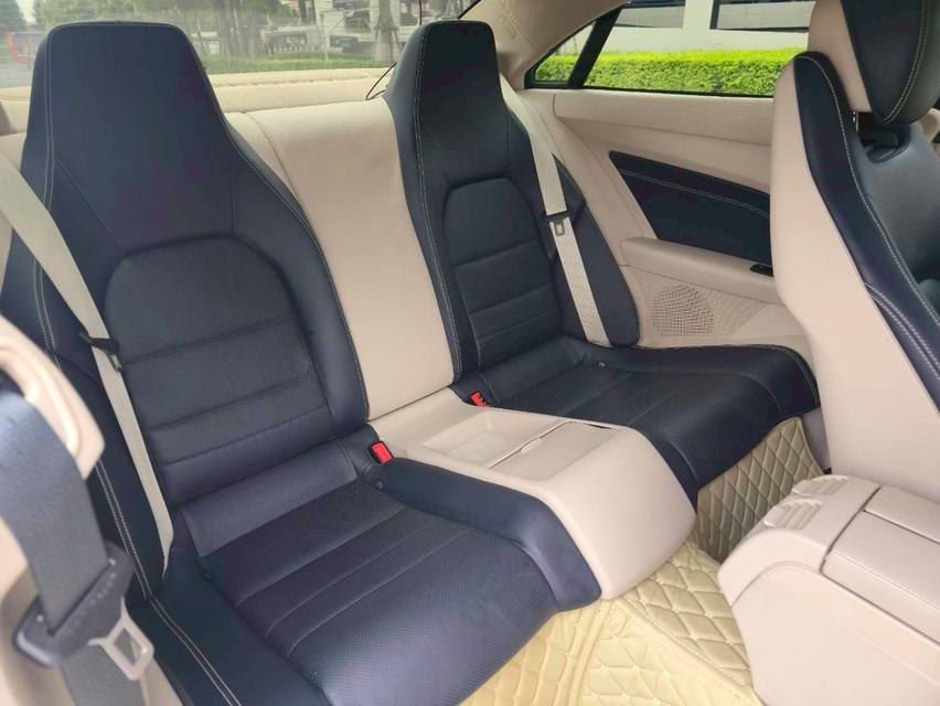 Mercedes-Benz E200 AMG Coupé (W207) ปี 2013 (โฉม Facelift) รูปที่ 16