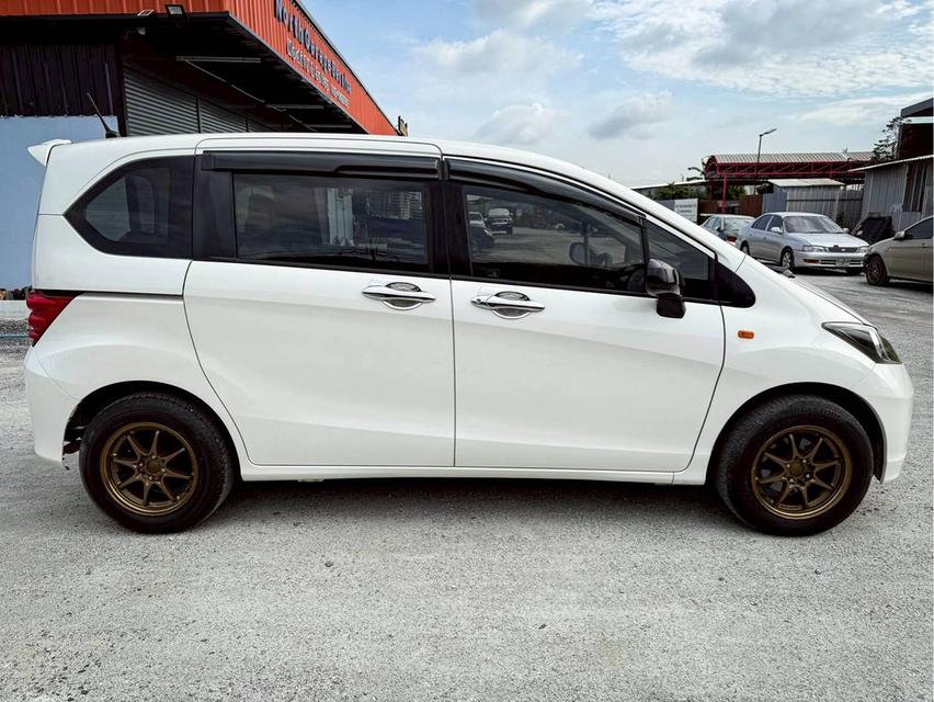 ใช้งานคุ้ม ขับดีมาก พร้อมใช้ทันที!🚘 Honda Freed 1.5 S AT | ปี 2010 9