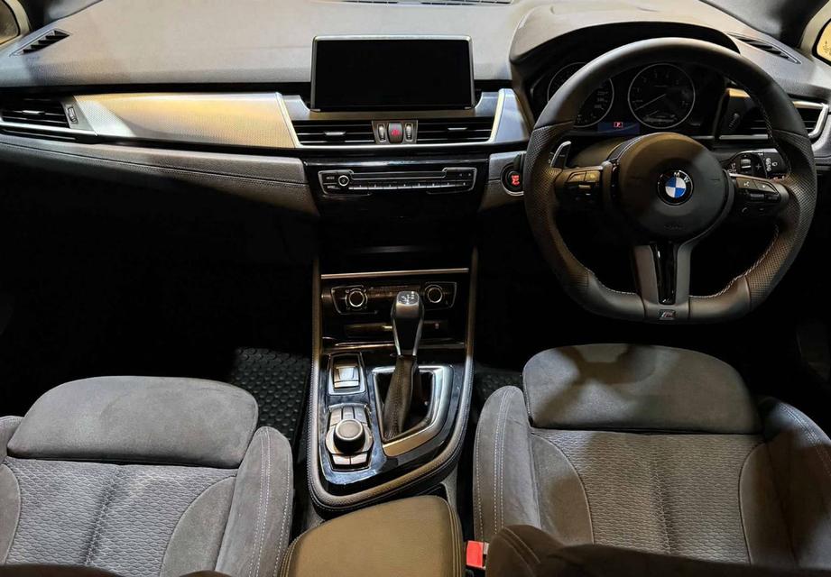 BMW 218i Active Tourer M-Sport (F45) ปี 2015 รูปที่ 10